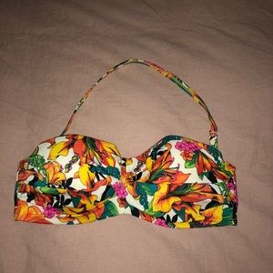 Victoria’s Secret strapless/halter bikini push up